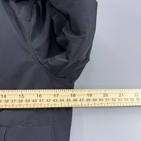 Lululemon Jacket Womens 4 Black Reversible Bomber Puffer Zip Pockets Athletic - Picture 7 of 8